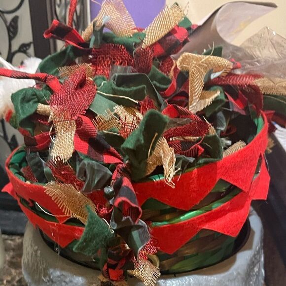 Garland for Decor or Presents! - Picture 6 of 15